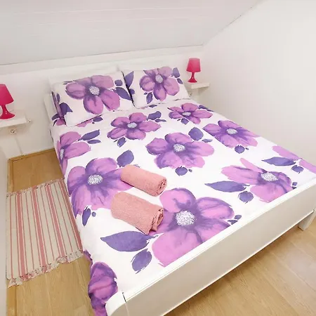 Vrkic Apartment