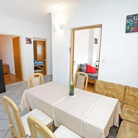 Apartment Vrkic Vir