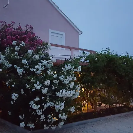 Apartment Vrkic Vir