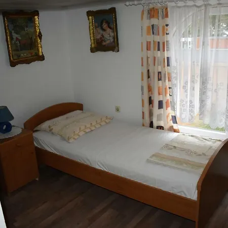 Vrkic Apartment